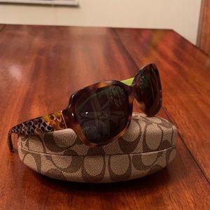 Coach tortoise signature sunglasses. BRAND NEW!